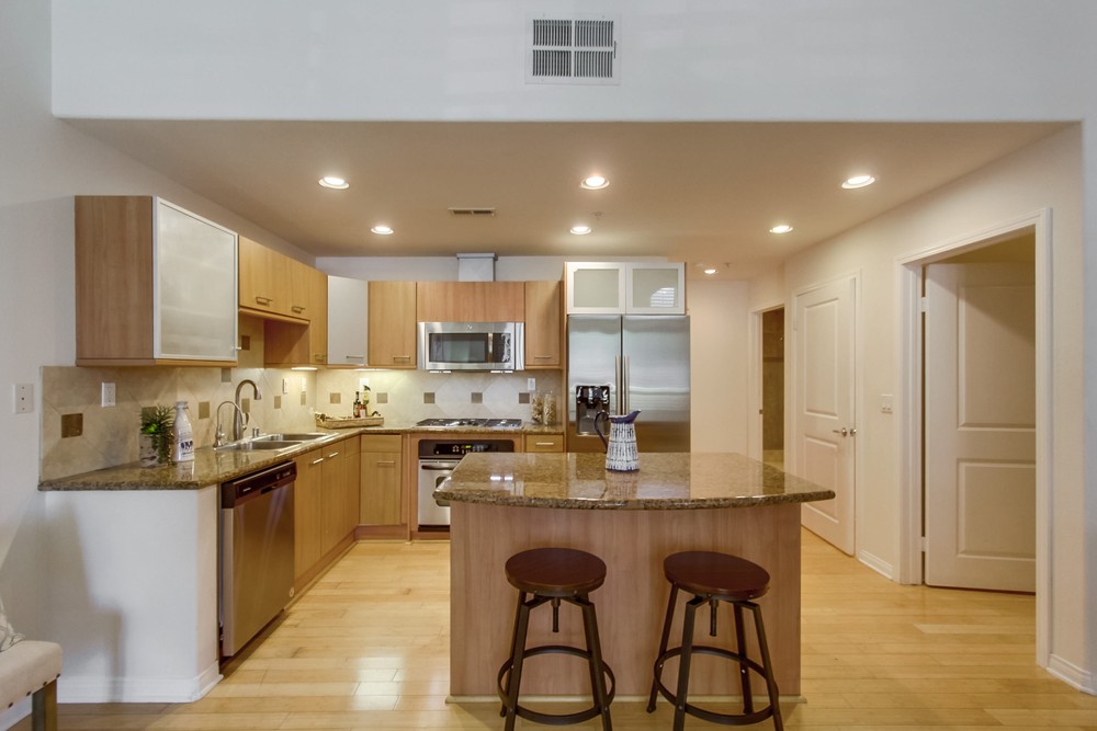 Virtual tour photo 14 of 39 for 4047 1st Ave