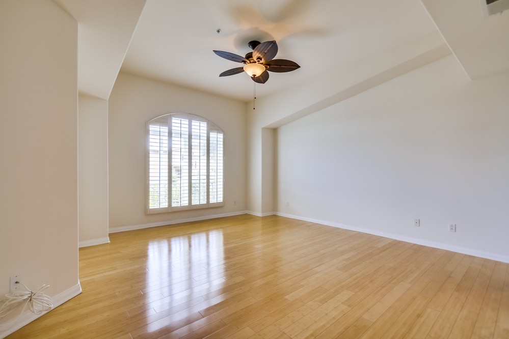Virtual tour photo 19 of 32 for 4047 1st Avenue