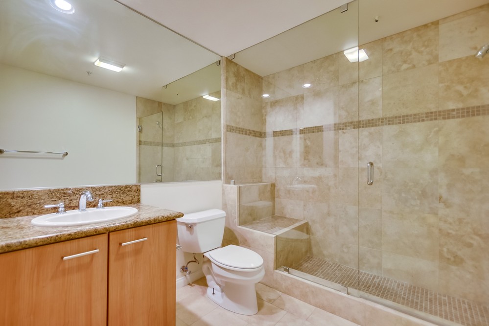 Virtual tour photo 25 of 32 for 4047 1st Avenue