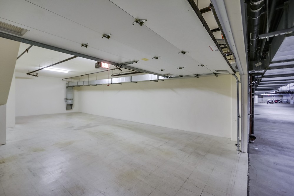 Virtual tour photo 33 of 32 for 4047 1st Avenue