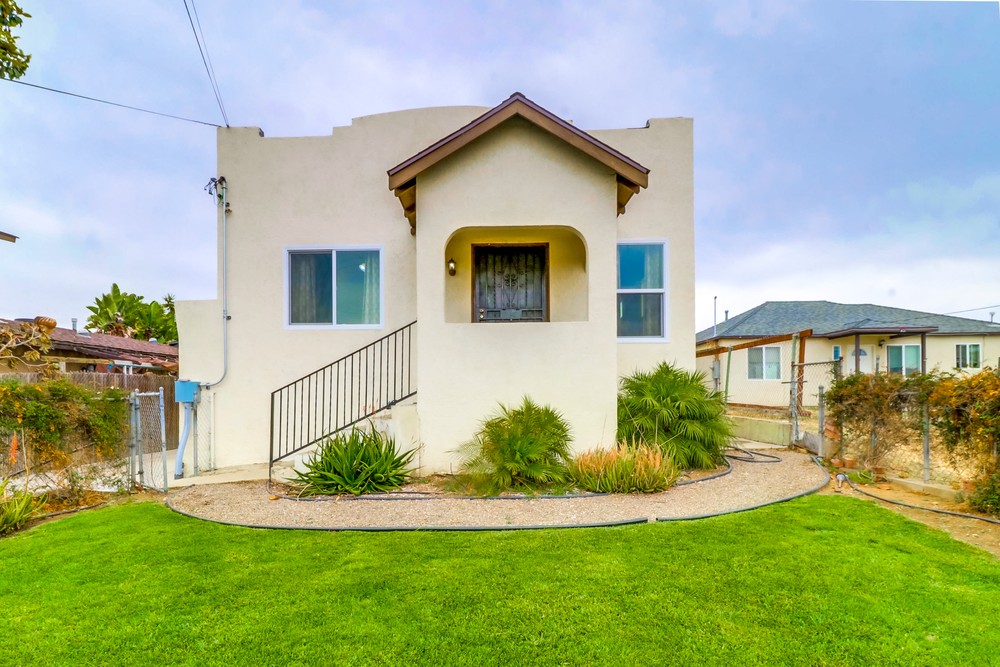 Virtual tour photo 6 of 38 for 4048 Hilltop Dr