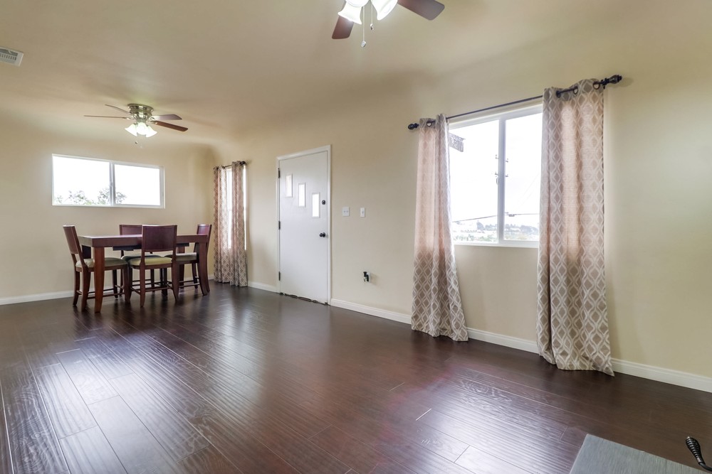 Virtual tour photo 13 of 38 for 4048 Hilltop Dr