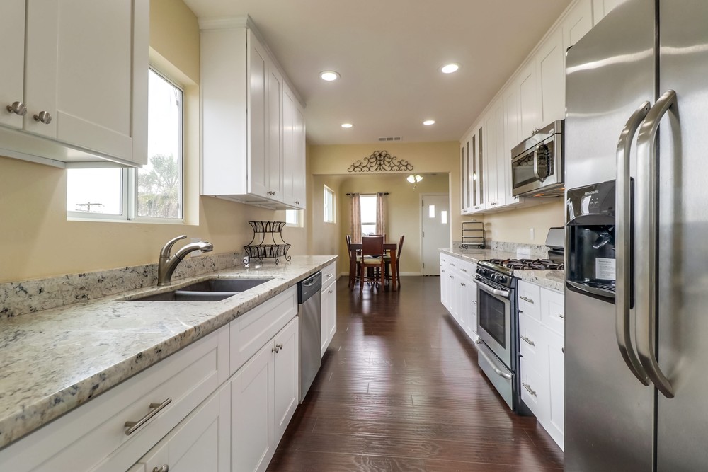 Virtual tour photo 15 of 38 for 4048 Hilltop Dr