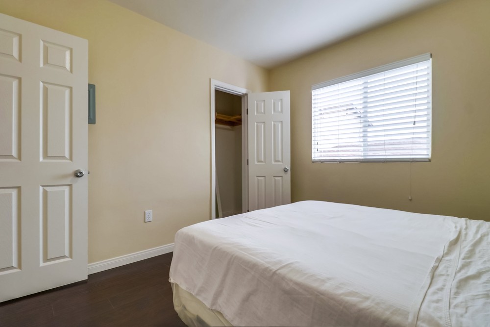 Virtual tour photo 22 of 38 for 4048 Hilltop Dr