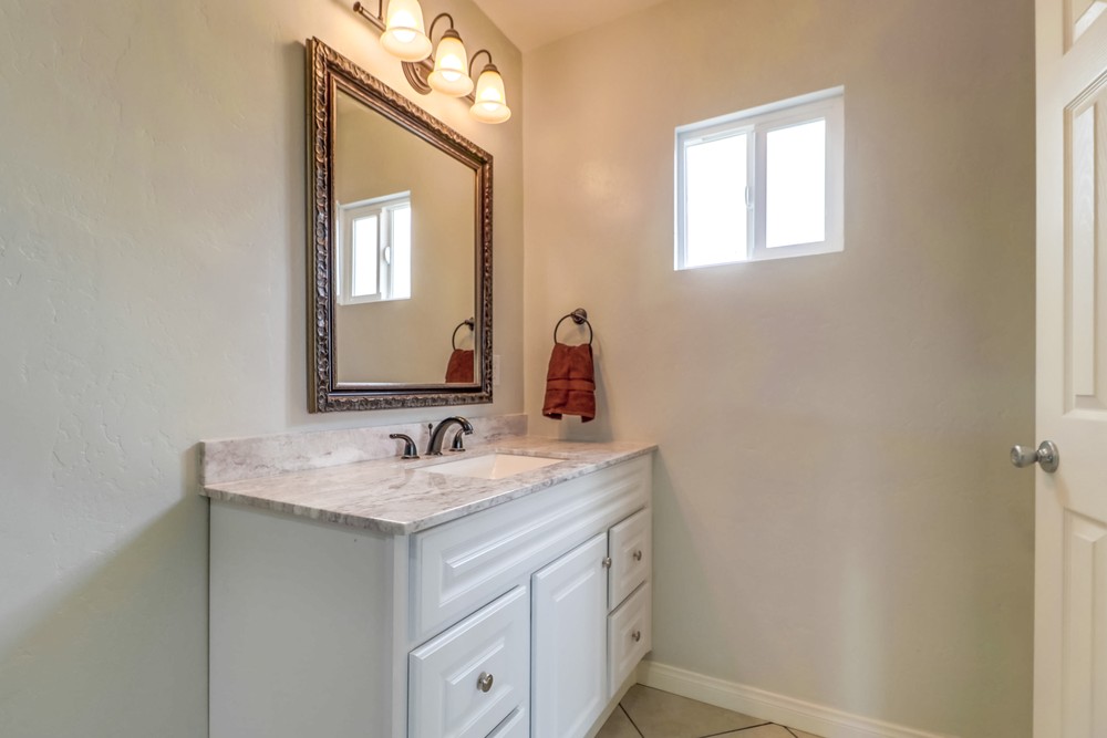 Virtual tour photo 31 of 38 for 4048 Hilltop Dr