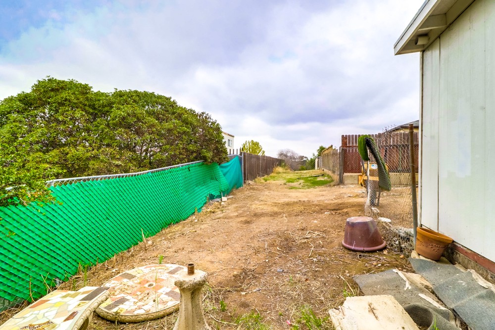 Virtual tour photo 35 of 38 for 4048 Hilltop Dr