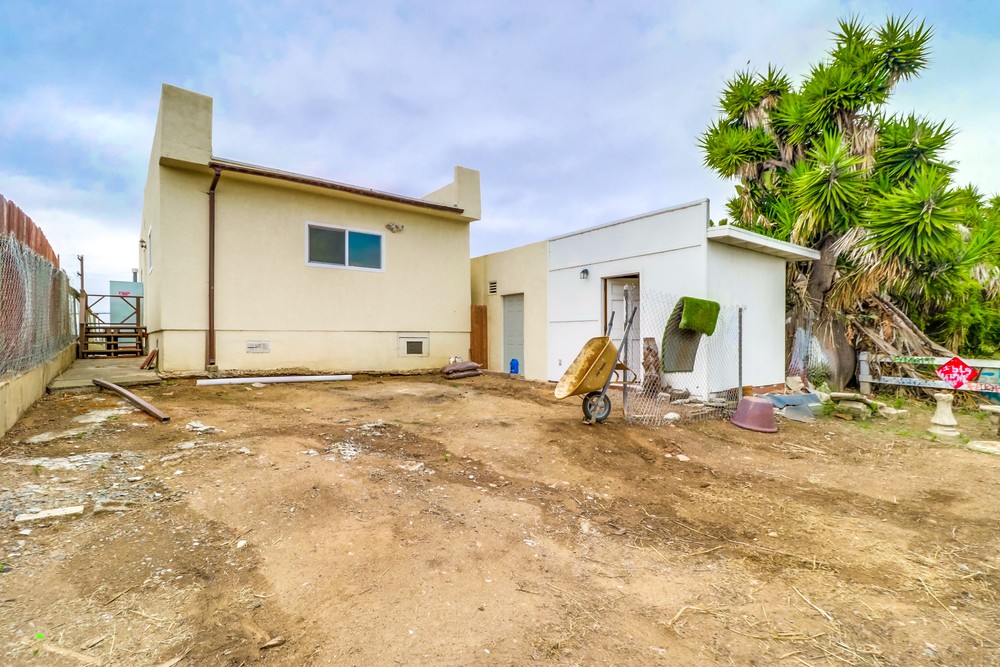 Virtual tour photo 36 of 38 for 4048 Hilltop Dr