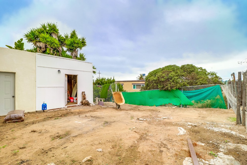 Virtual tour photo 37 of 38 for 4048 Hilltop Dr