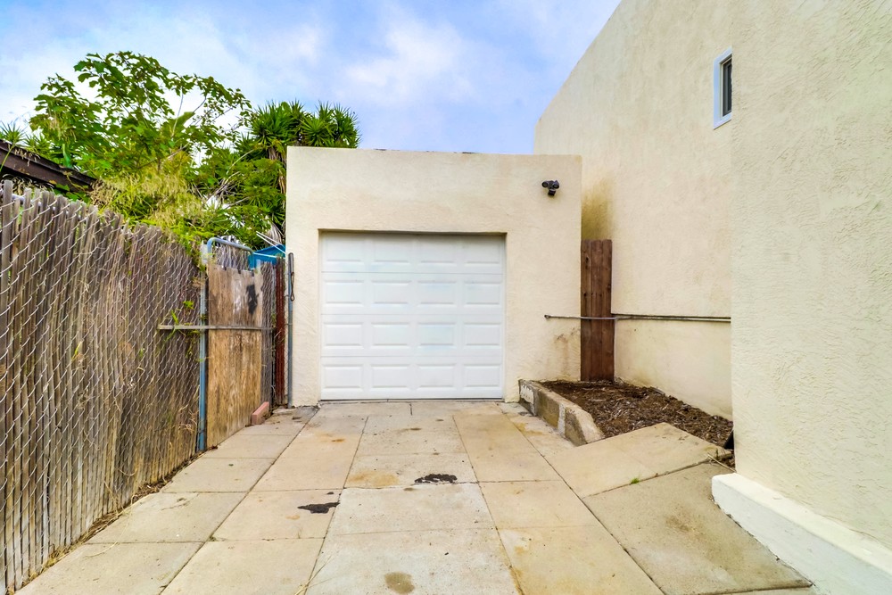 Virtual tour photo 38 of 38 for 4048 Hilltop Dr