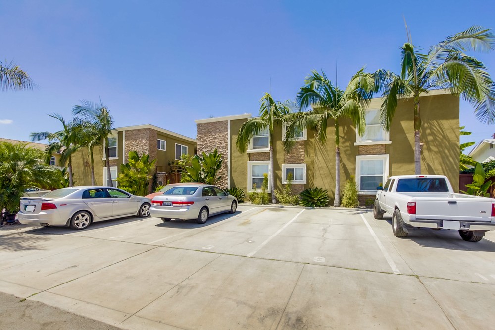 Virtual tour photo 3 of 28 for 4050 46th St #10