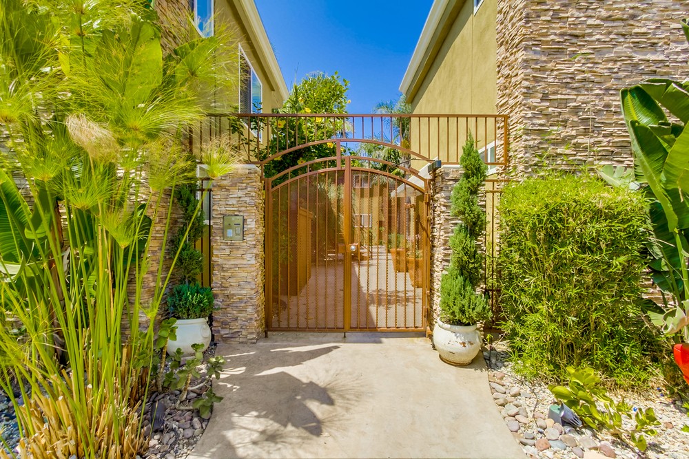 Virtual tour photo 5 of 28 for 4050 46th St #10