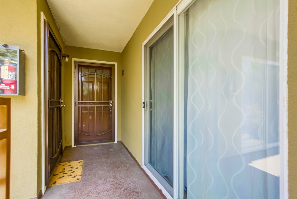 Virtual tour photo 12 of 28 for 4050 46th St #10