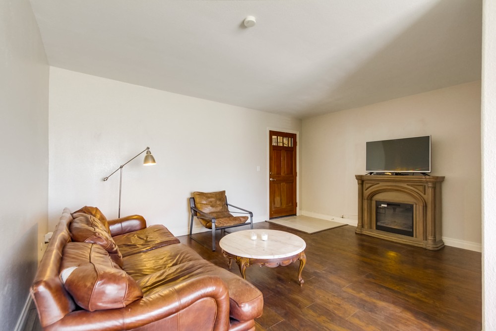 Virtual tour photo 14 of 28 for 4050 46th St #10