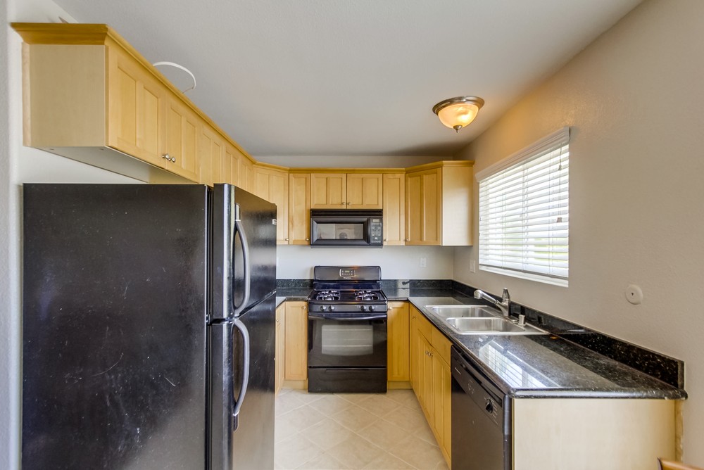 Virtual tour photo 20 of 28 for 4050 46th St #10
