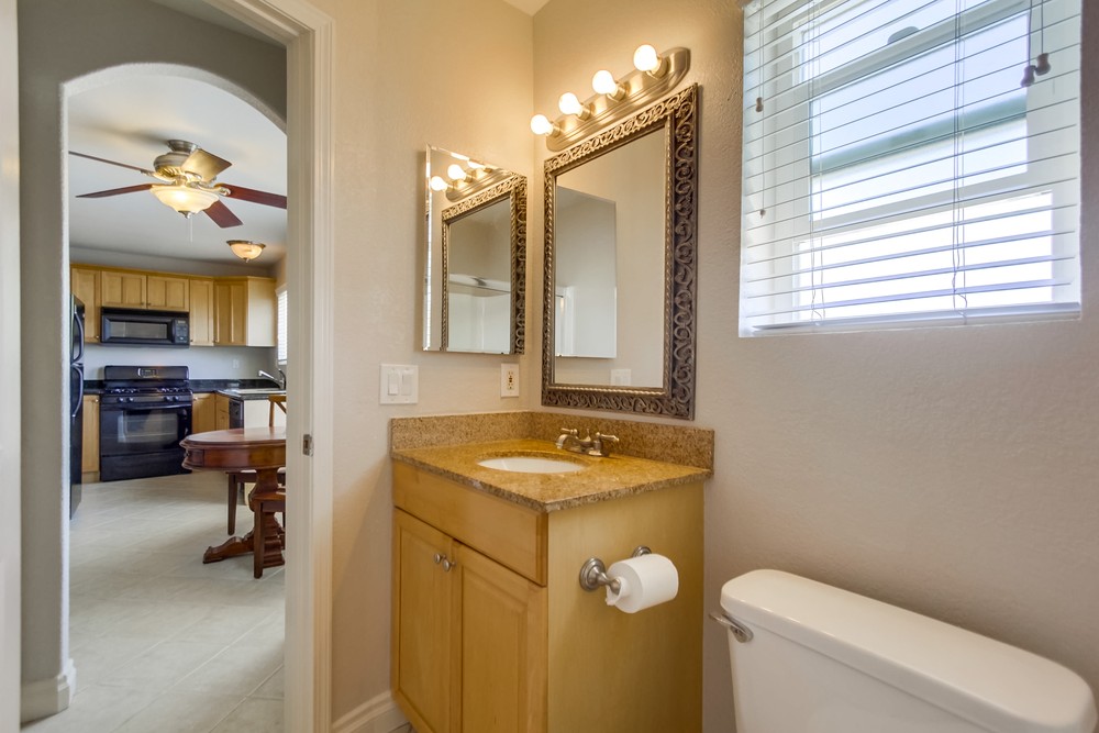 Virtual tour photo 23 of 28 for 4050 46th St #10
