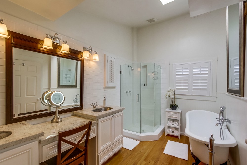 Virtual tour photo 27 of 36 for Beautiful Home