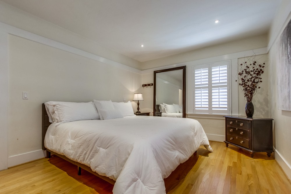 Virtual tour photo 31 of 36 for Beautiful Home