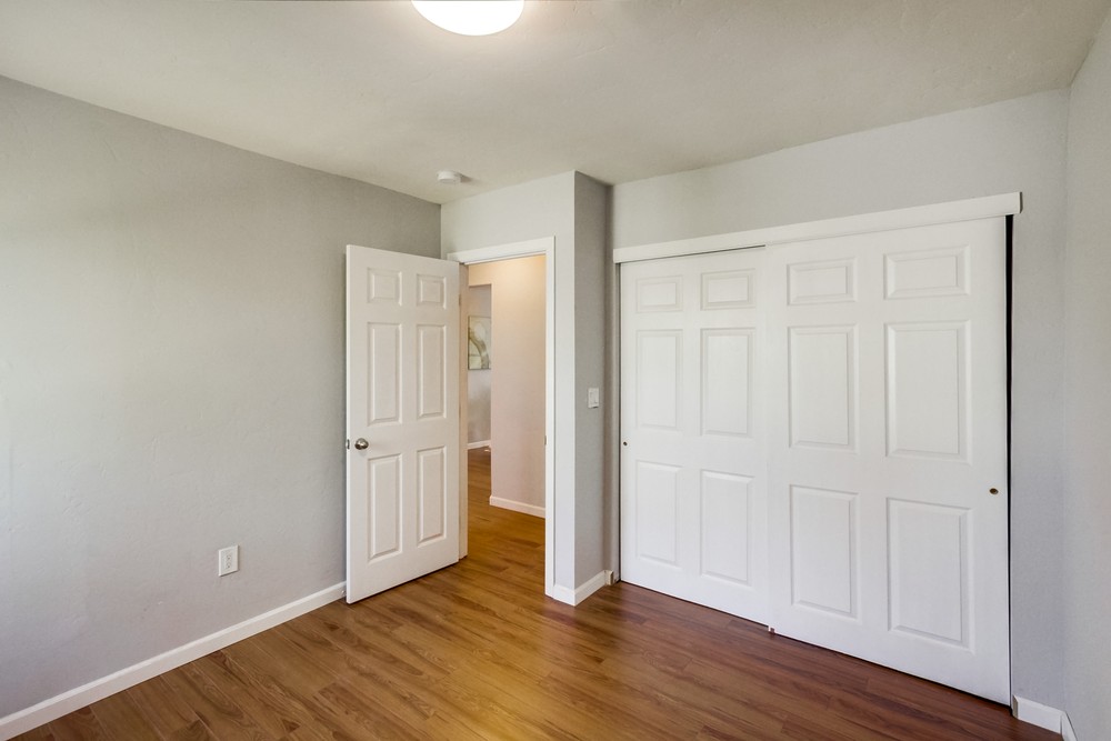 Virtual tour photo 23 of 35 for 4051 34th St