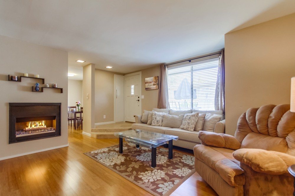 Virtual tour photo 13 of 52 for 4051 Fanuel St