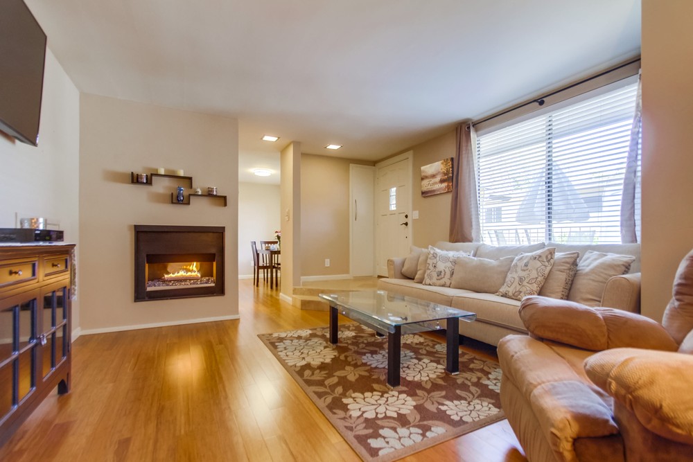 Virtual tour photo 14 of 52 for 4051 Fanuel St