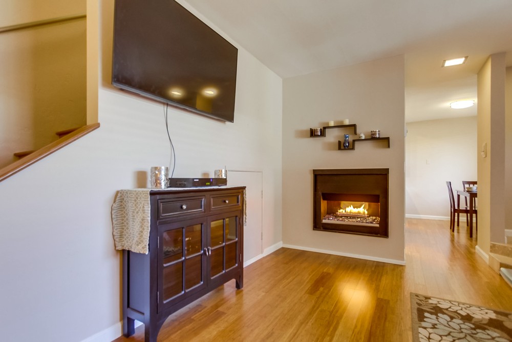 Virtual tour photo 15 of 52 for 4051 Fanuel St