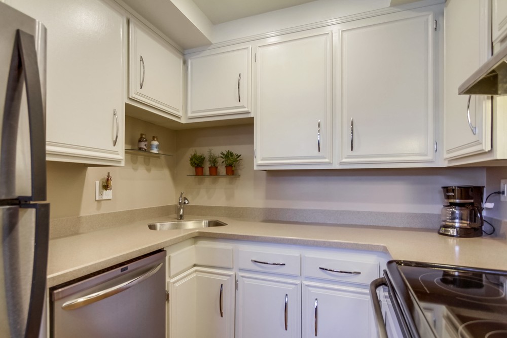 Virtual tour photo 22 of 52 for 4051 Fanuel St