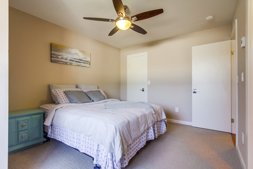 Virtual tour photo 28 of 52 for 4051 Fanuel St