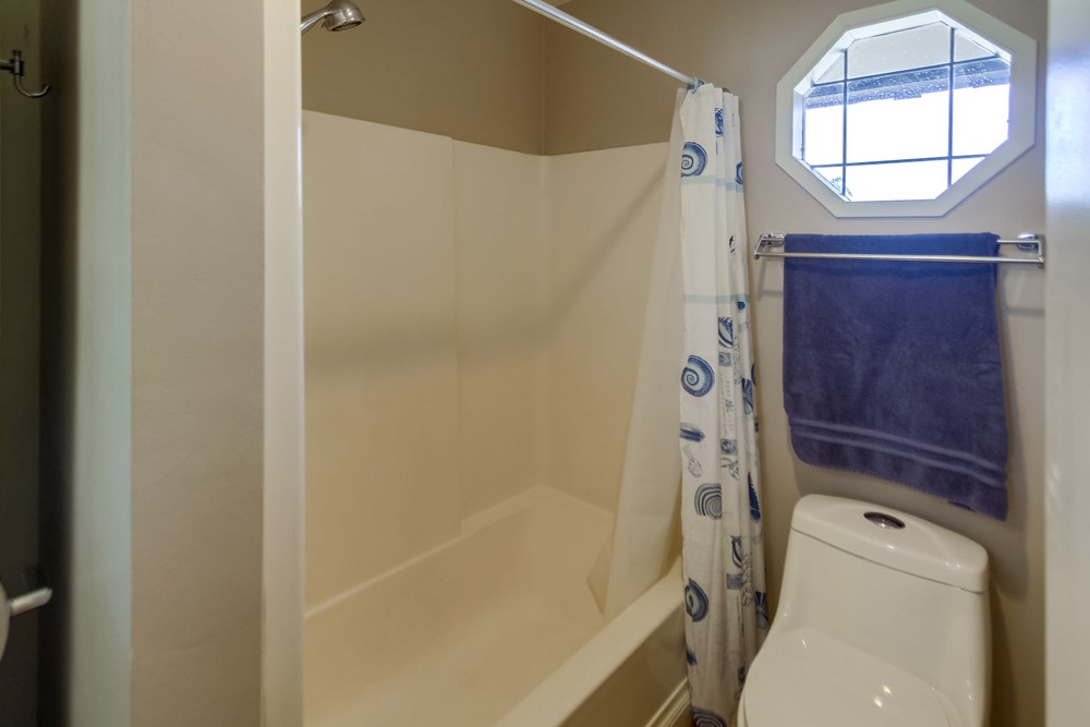 Virtual tour photo 31 of 52 for 4051 Fanuel St