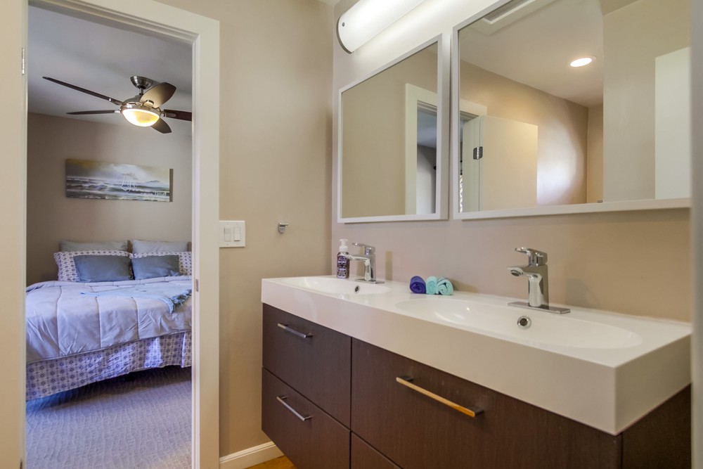 Virtual tour photo 32 of 52 for 4051 Fanuel St