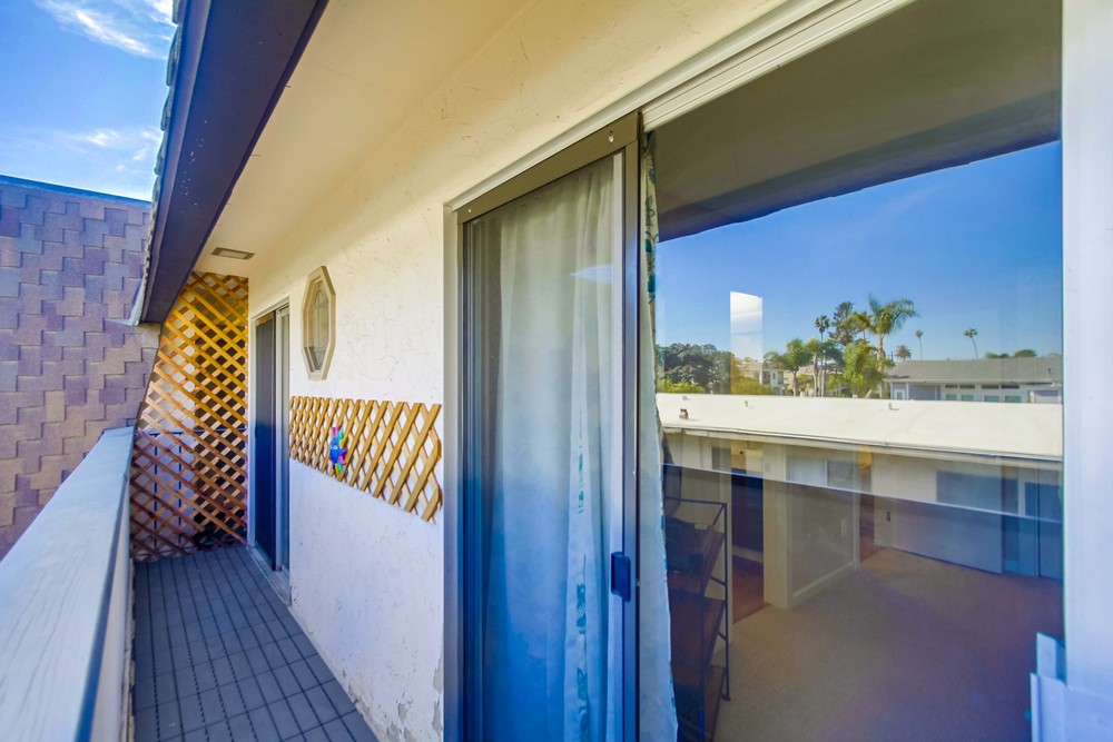 Virtual tour photo 40 of 52 for 4051 Fanuel St