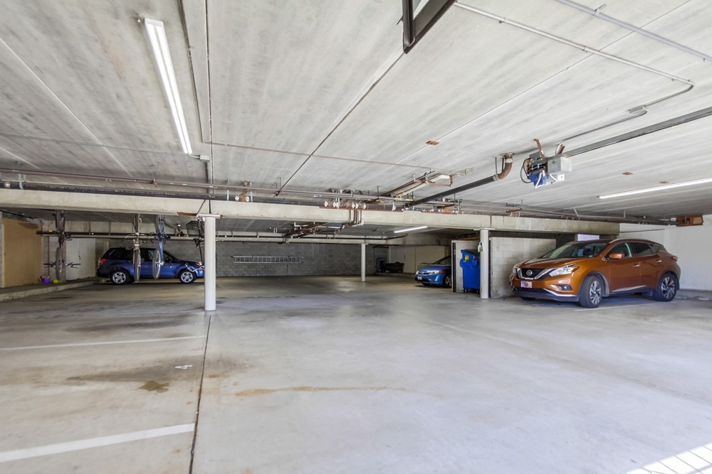 Virtual tour photo 41 of 52 for 4051 Fanuel St