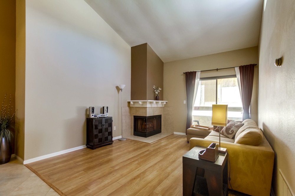 Virtual tour photo 15 of 28 for 4051 Iowa St #5