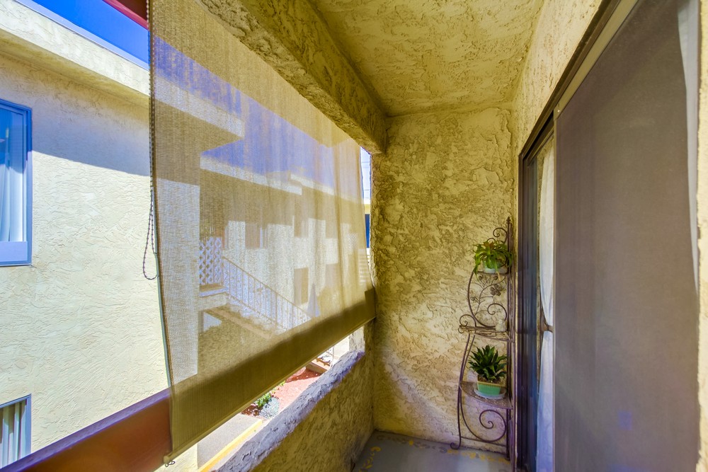 Virtual tour photo 26 of 28 for 4051 Iowa St #5