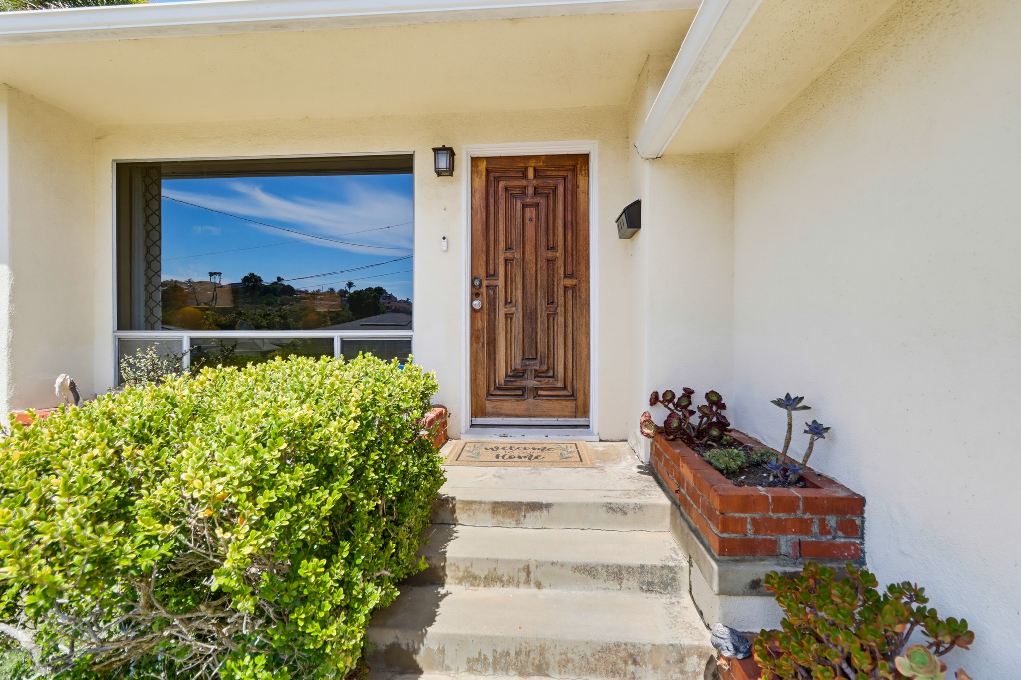 Virtual tour photo 6 of 63 for 4052 Alicia Dr