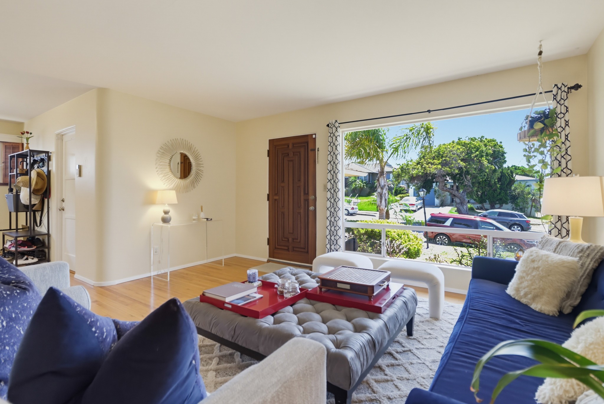 Virtual tour photo 11 of 63 for 4052 Alicia Dr