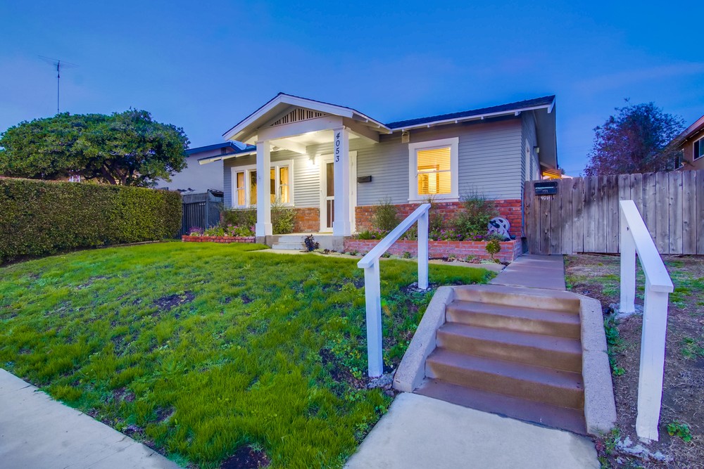 Virtual tour photo 4 of 57 for 4053 32nd St