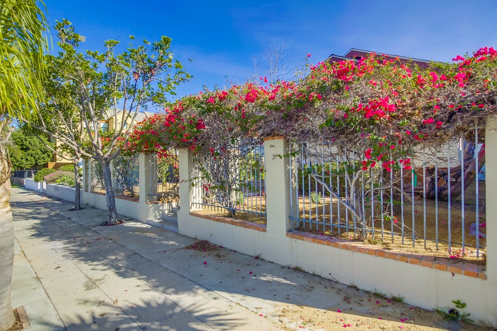 Virtual tour photo 3 of 44 for 4053 Alabama St