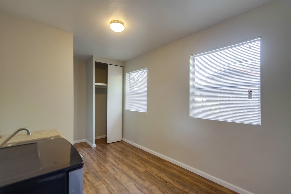 Virtual tour photo 11 of 44 for 4053 Alabama St