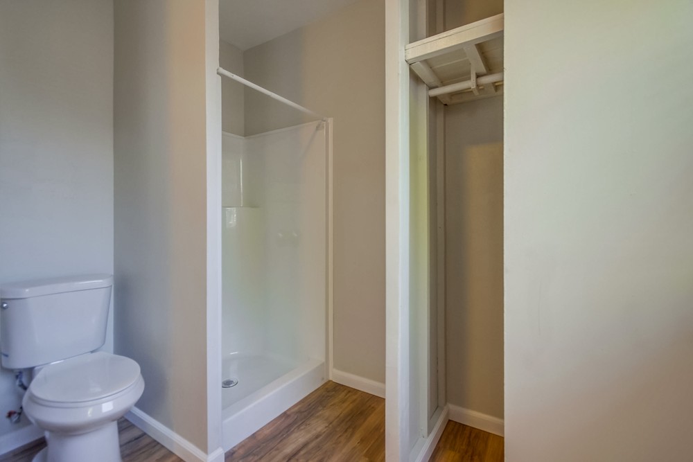 Virtual tour photo 16 of 44 for 4053 Alabama St