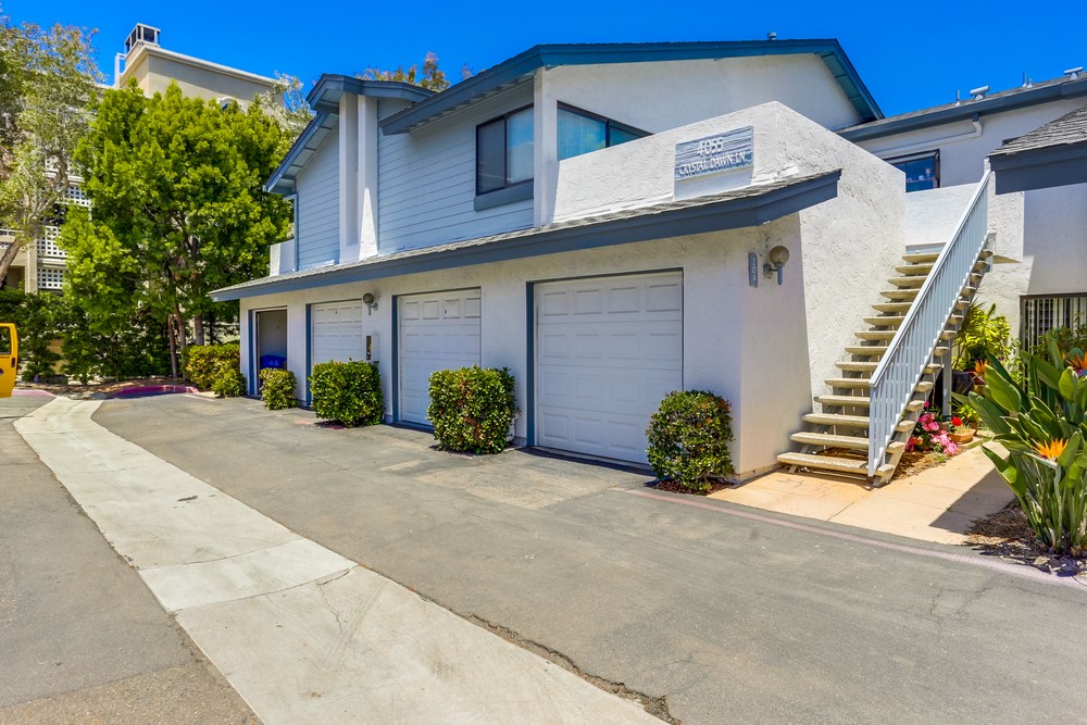 Virtual tour photo 1 of 35 for 4055 Crystal Dawn Ln