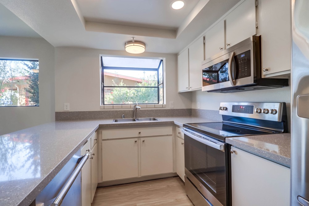 Virtual tour photo 18 of 41 for 4055 Eagle St