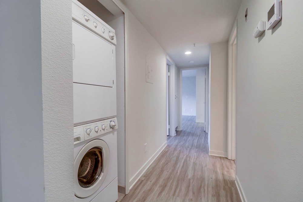 Virtual tour photo 21 of 41 for 4055 Eagle St