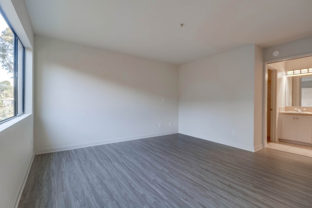 Virtual tour photo 24 of 41 for 4055 Eagle St