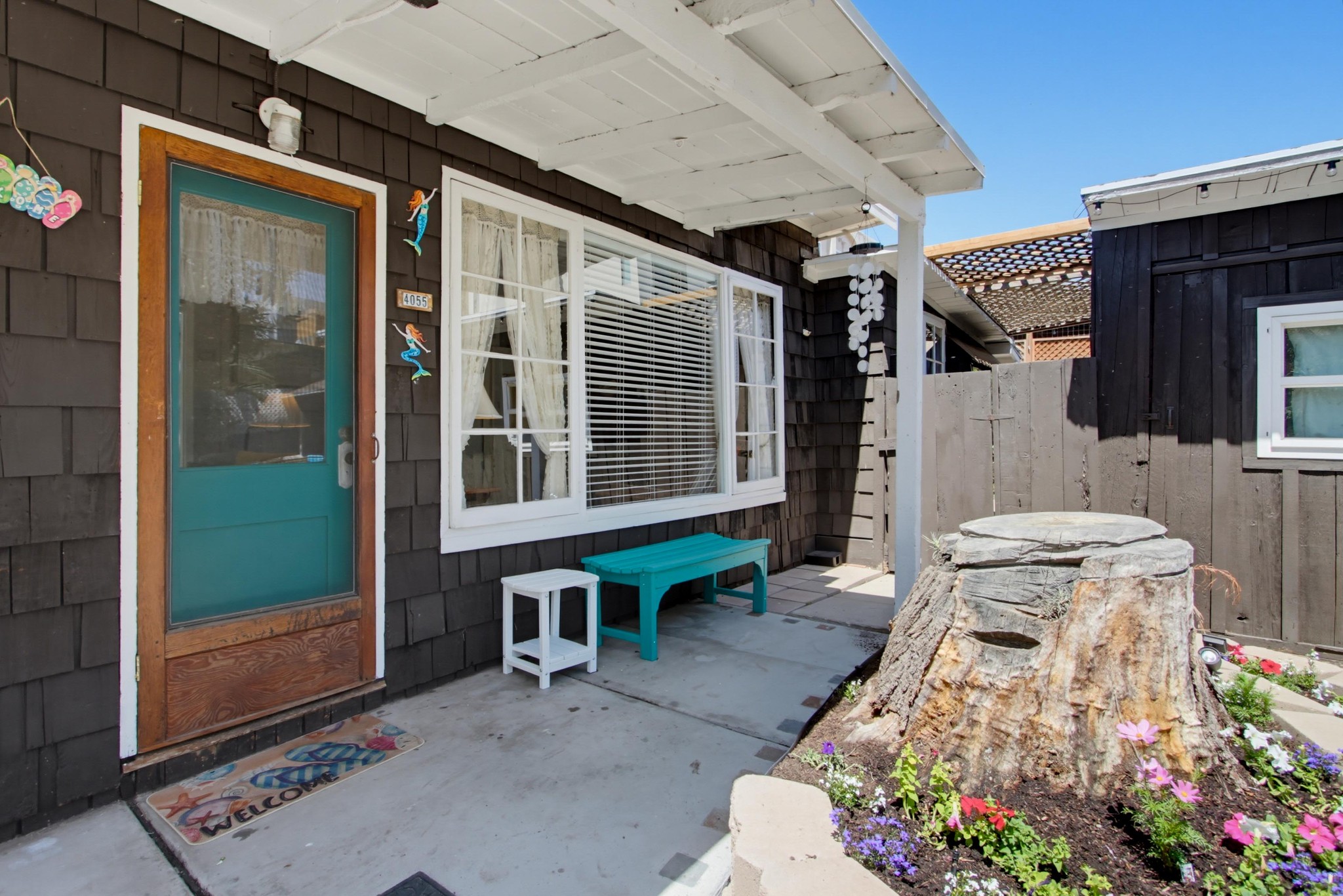 Virtual tour photo 11 of 42 for 4055 Gresham St
