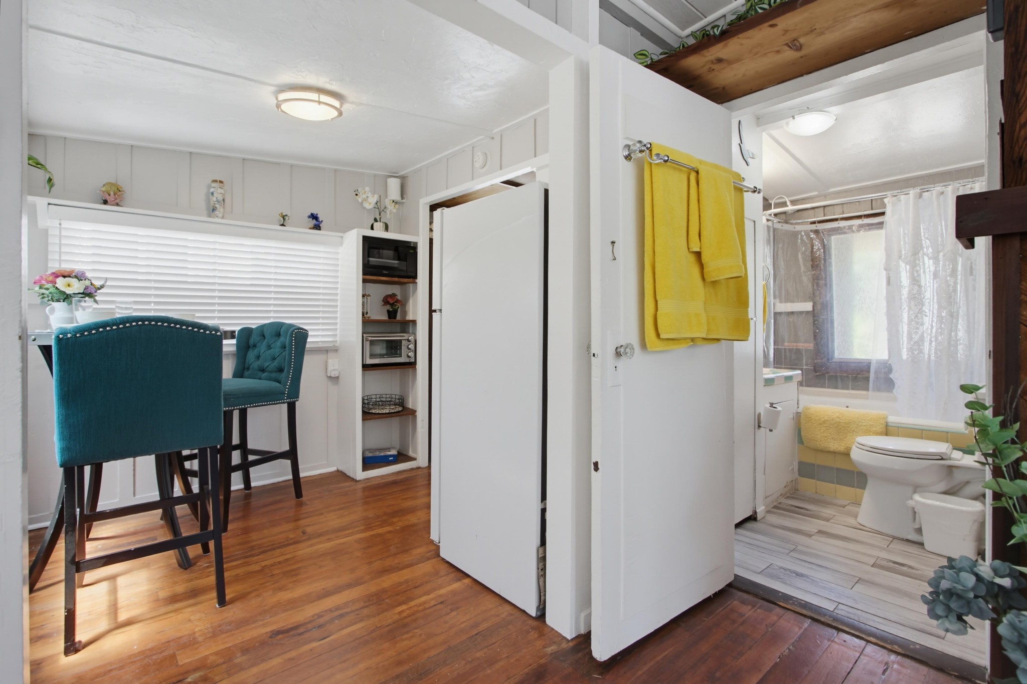 Virtual tour photo 18 of 42 for 4055 Gresham St