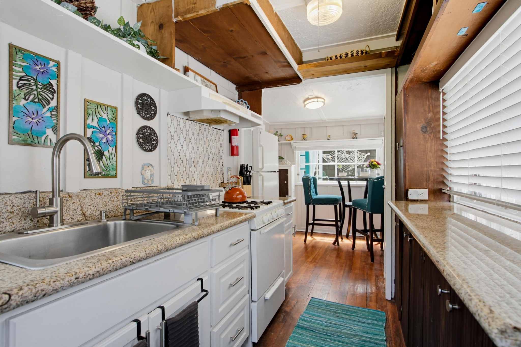 Virtual tour photo 23 of 42 for 4055 Gresham St