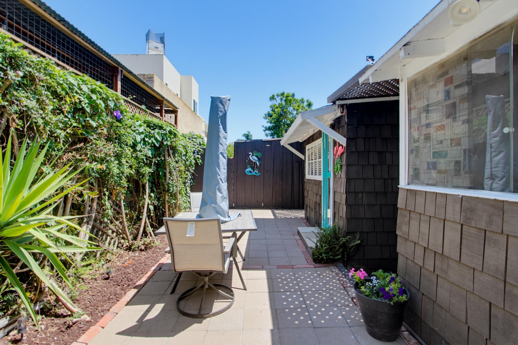 Virtual tour photo 39 of 42 for 4055 Gresham St