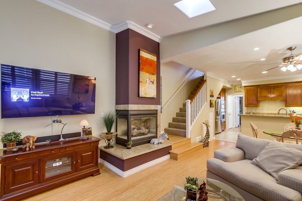 Virtual tour photo 13 of 34 for 4056 Albatross St