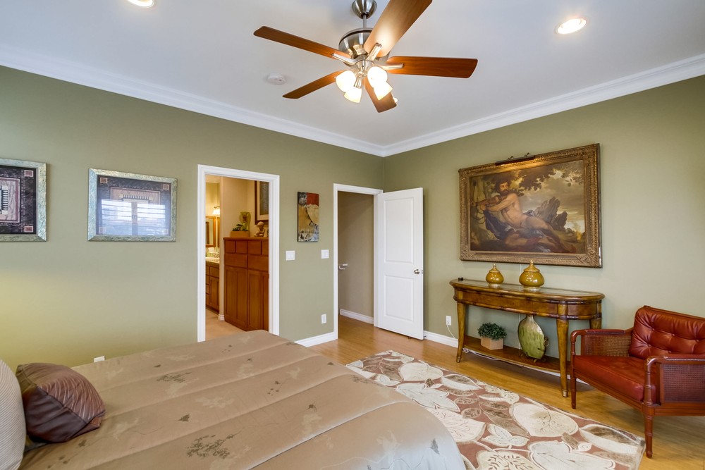 Virtual tour photo 24 of 34 for 4056 Albatross St