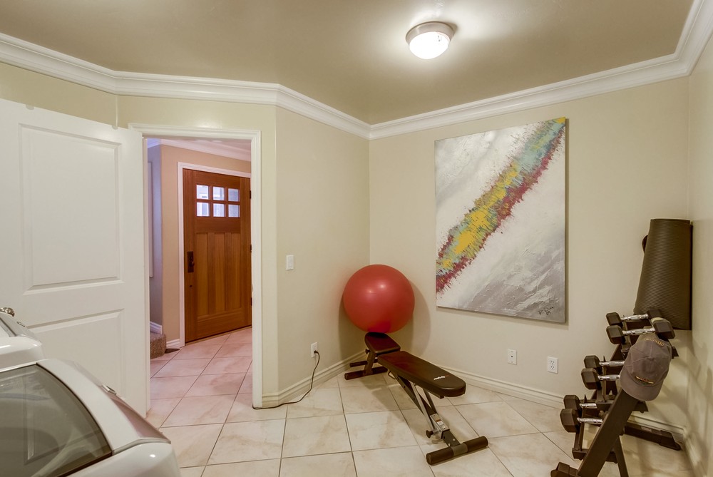 Virtual tour photo 34 of 34 for 4056 Albatross St